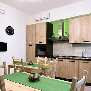 https://butterfly-bb.it-tuscanyhotel.com
