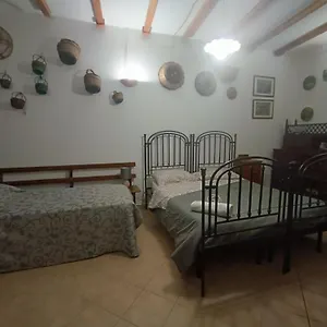 https://alessi-suites-studio.sicilyhotelsitaly.net