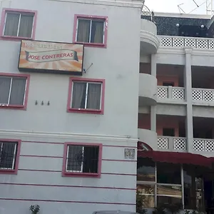 https://hotel-jose-contreras.santodomingobesthotels.com